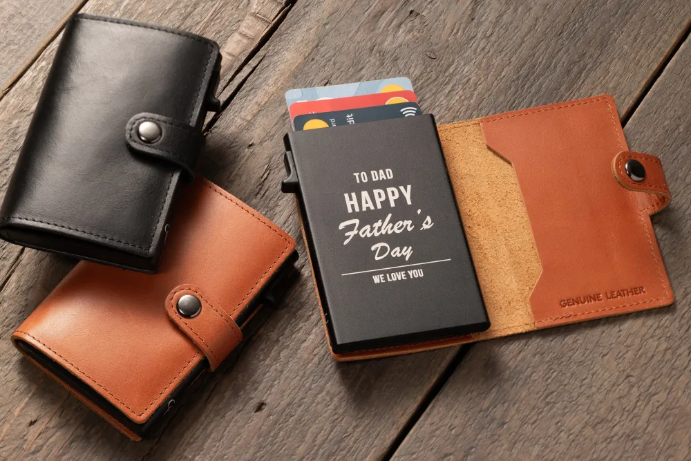 Engraved Black Leather Card Holder Wallet<Galway Crystal Best