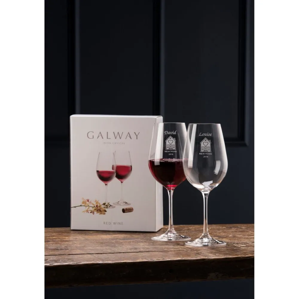Engraved Elegance Red Glass Pair<Galway Crystal