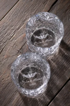 Engraved Renmore Whiskey Glass Pair<Galway Crystal Outlet