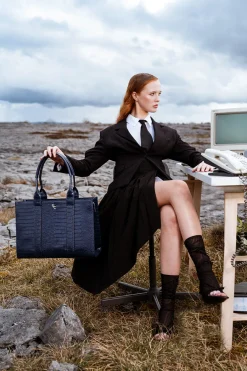 XL Tote - Navy Croc Detail<Galway Crystal Online
